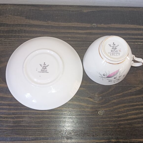 1930s New Chelsea Staffs England Bone ChinaTea Cup and Saucer - Picture 2 of 6